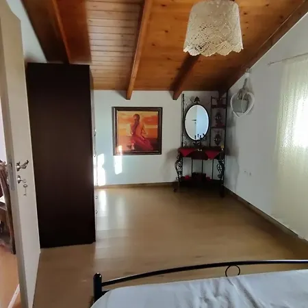 Βίλα Nicolas Traditional House Istrios