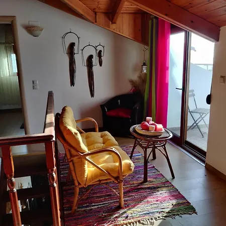 Nicolas Traditional House *